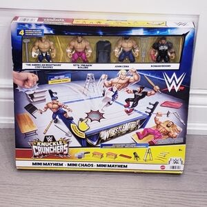 WWE Knuckle Crunchers Mini Mayhem Playset